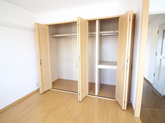 コルナス西館の物件内観写真