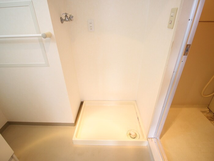 コルナス西館の物件内観写真