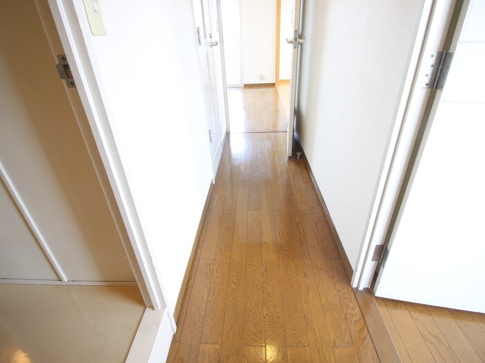 コルナス西館の物件内観写真