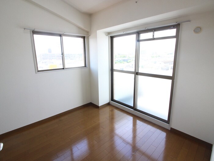 コルナス西館の物件内観写真