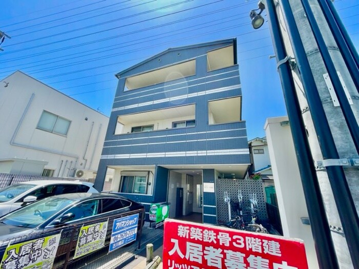 リッツ五月田の物件外観写真