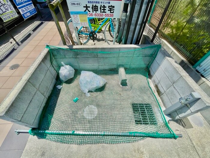 リッツ五月田の物件外観写真