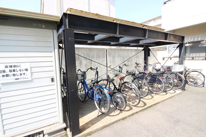 エステート朝日の物件外観写真