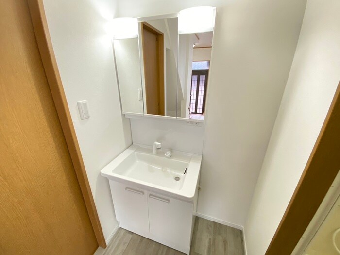 フローリァン御前の物件内観写真