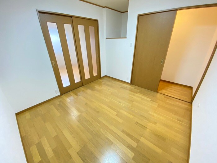 フローリァン御前の物件内観写真