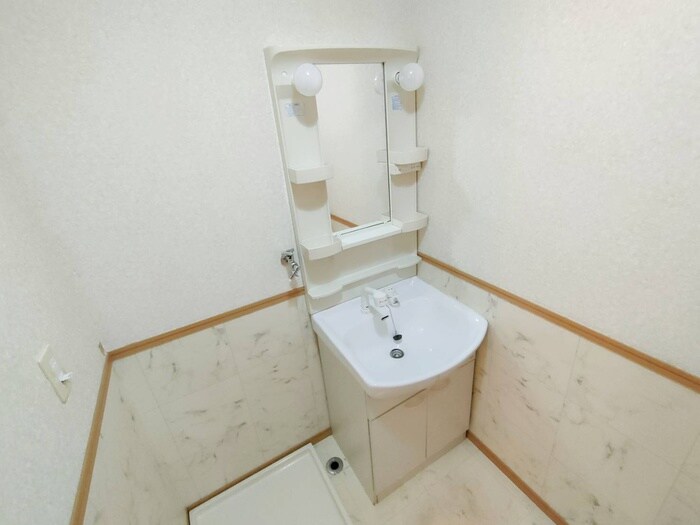 イーグルの物件内観写真