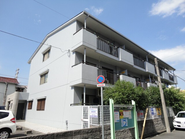 ヴィラ 86の物件外観写真