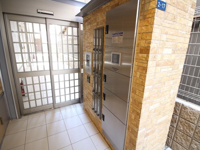 メープルスクエア心斎橋の物件外観写真