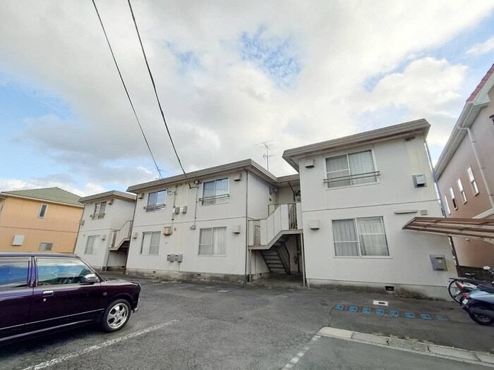 コ－ポプラミスの物件外観写真