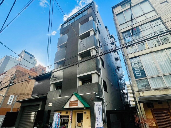 Ｅｌ・Ｐｒａｄｏの物件外観写真