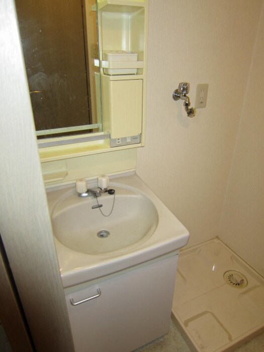 メゾンラフィ－ネの物件内観写真