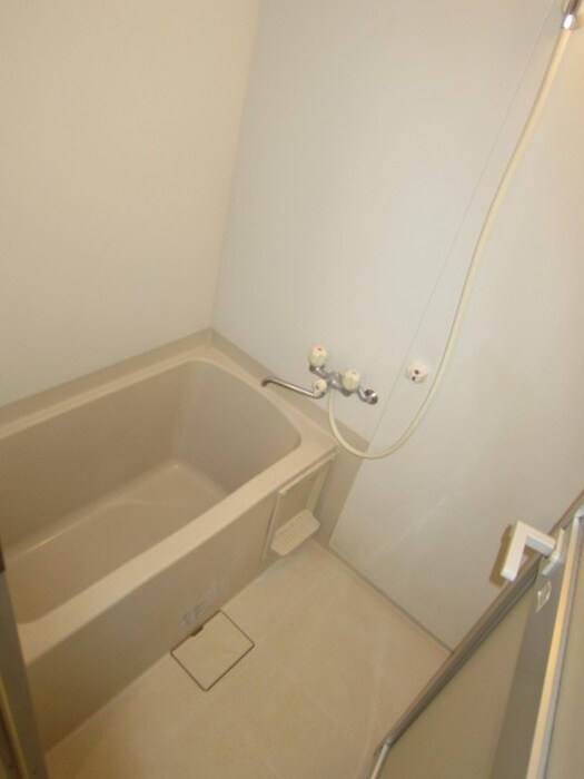 メゾンラフィ－ネの物件内観写真