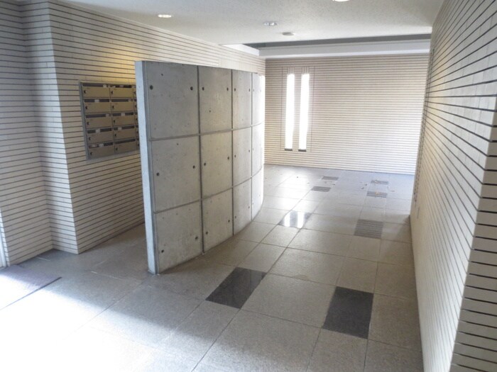 マンションあぜりあの物件外観写真