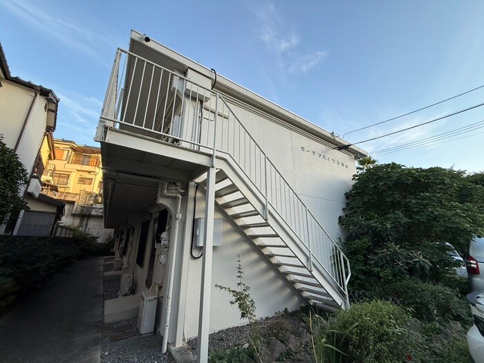 ガ－デンハイツ刀根山の物件外観写真