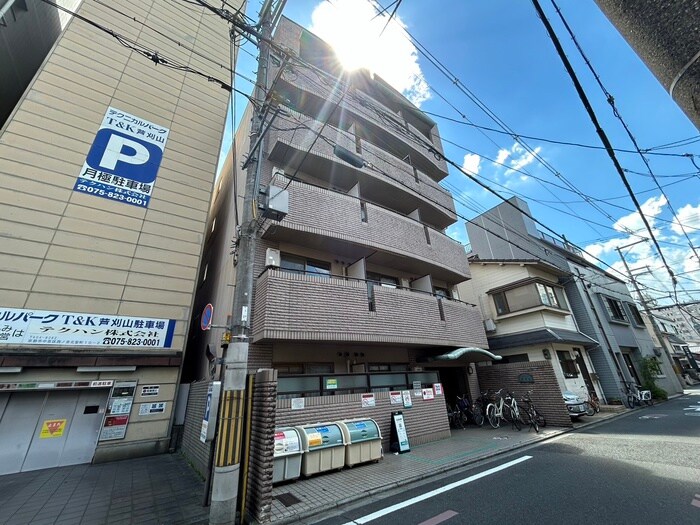 ベルビュー芦刈山の物件外観写真