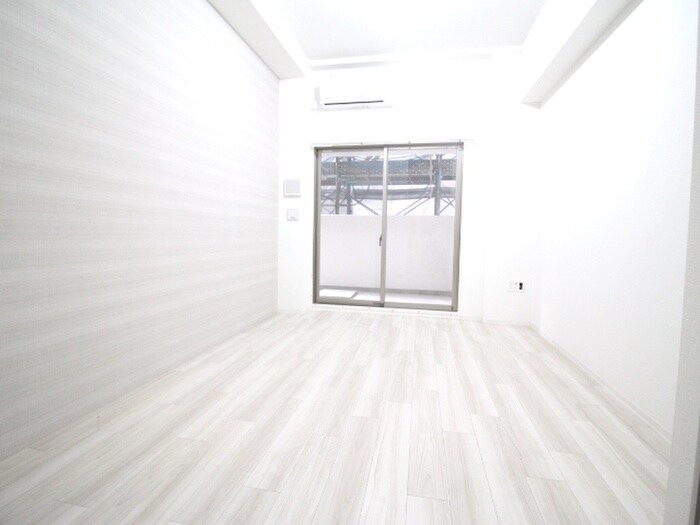 セレニテ谷九プリエの物件内観写真