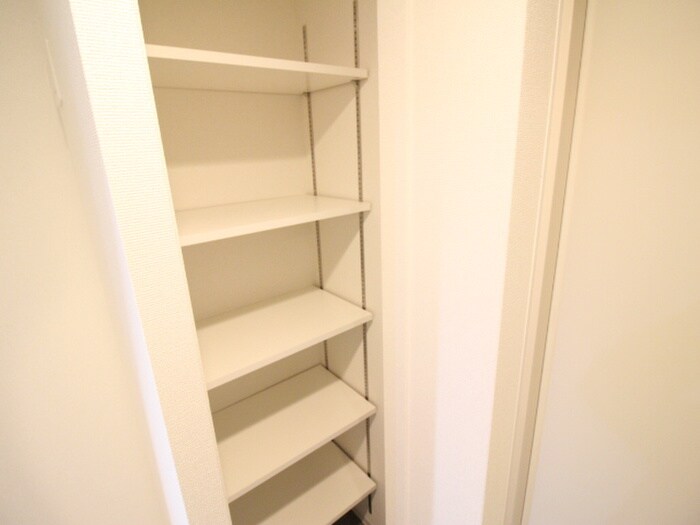 セレニテ谷九プリエの物件内観写真