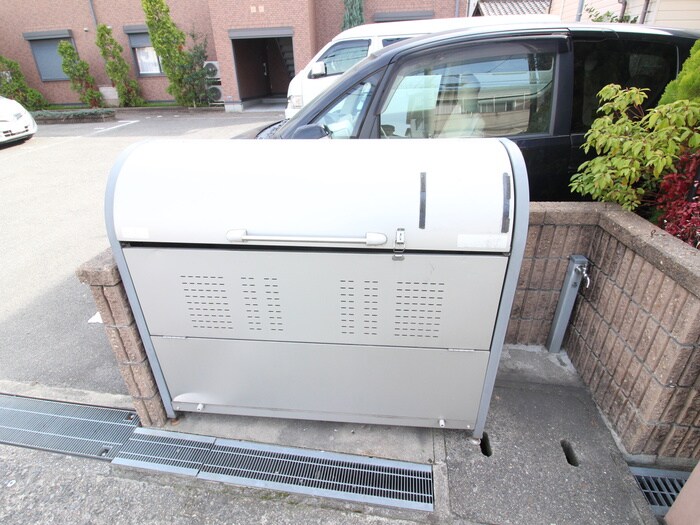 スカイフィ－ルドの物件外観写真