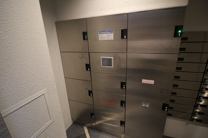 セレニテ堺筋本町プリエの物件外観写真