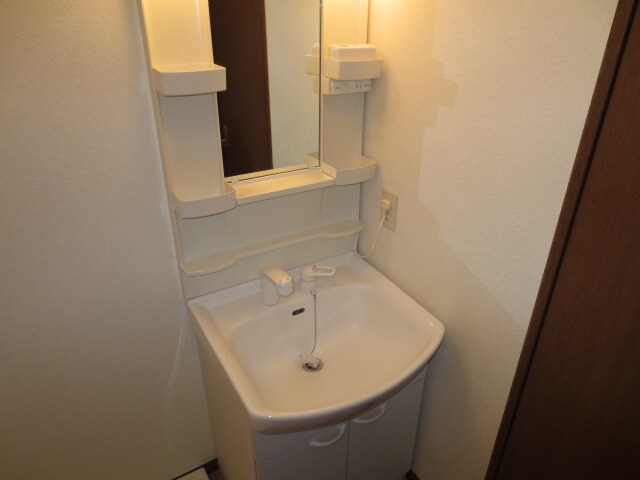 アム－ル末成の物件内観写真