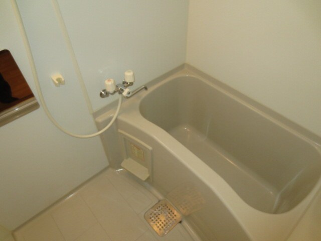 アム－ル末成の物件内観写真