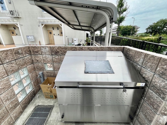 アイビ－プレイスの物件外観写真