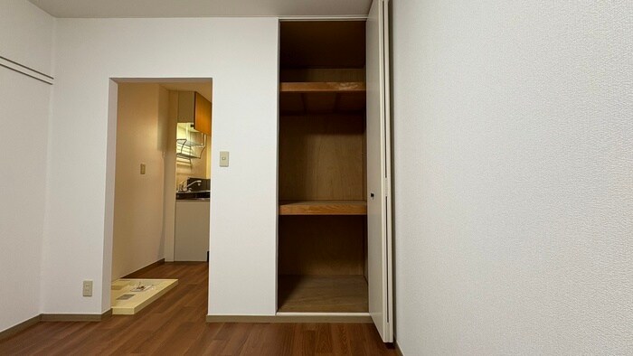 ドルフィンの物件内観写真