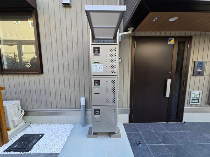 GRAMM六地蔵A棟の物件外観写真