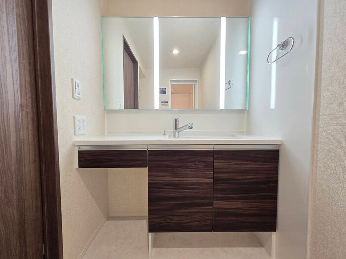 GRAMM六地蔵A棟の物件内観写真