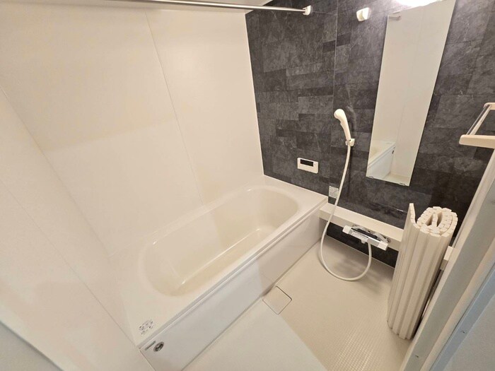 GRAMM六地蔵A棟の物件内観写真