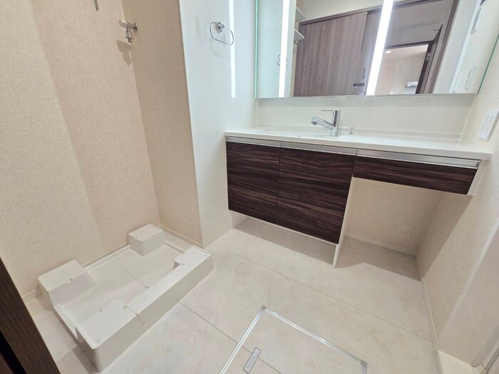 GRAMM六地蔵A棟の物件内観写真