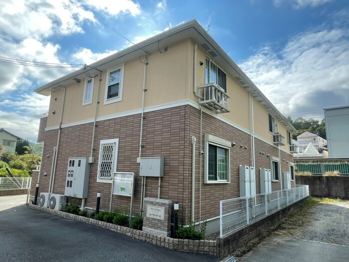 マーヴェラスの物件外観写真