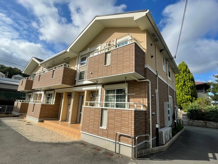 マーヴェラスの物件外観写真