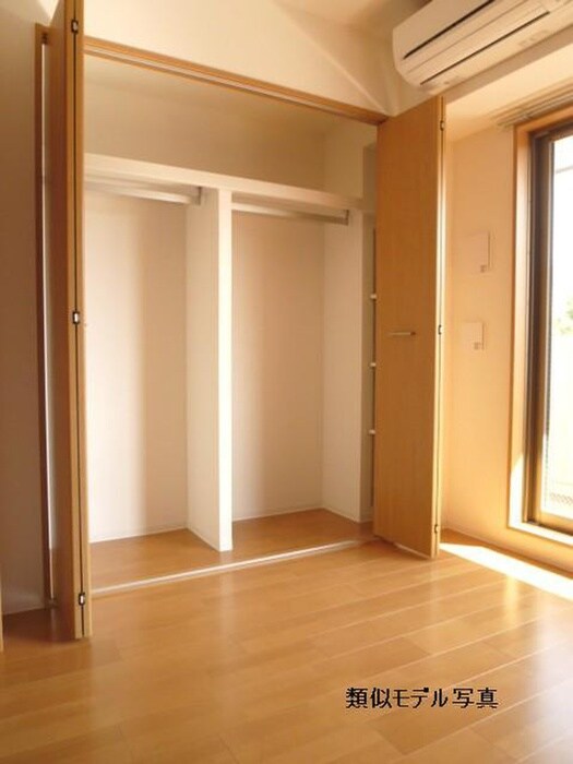 リバーサイド桂　壱番館の物件内観写真