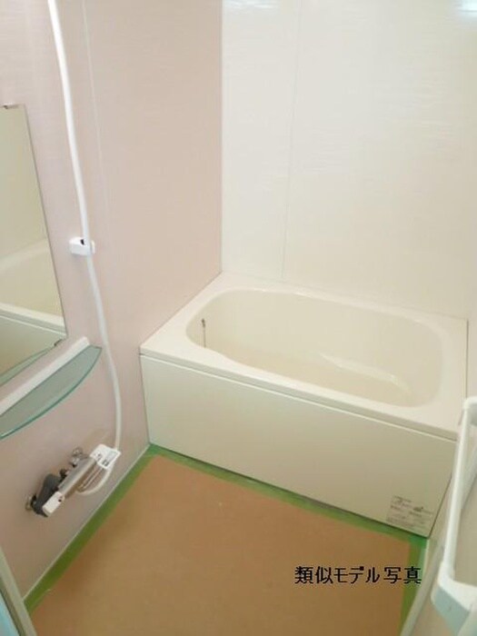 リバーサイド桂　壱番館の物件内観写真