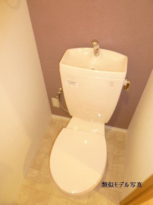 リバーサイド桂　壱番館の物件内観写真