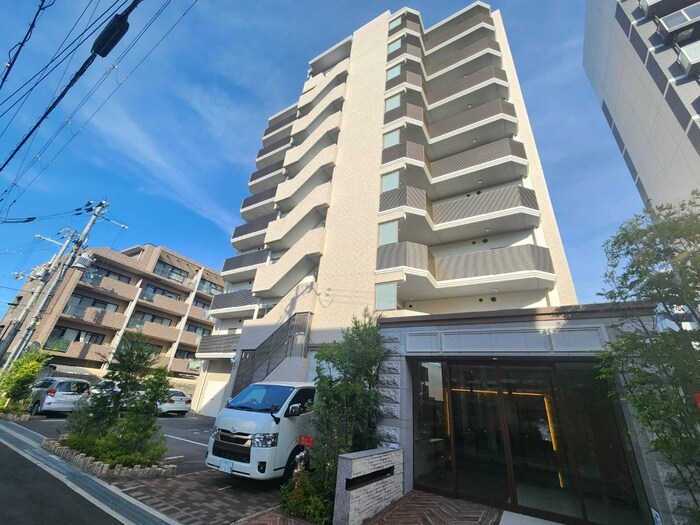 La Douceur豊中南の物件外観写真