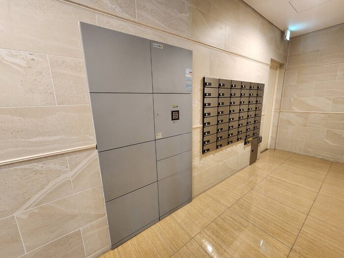 La Douceur豊中南の物件外観写真