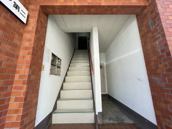 清水マンション第二の物件外観写真