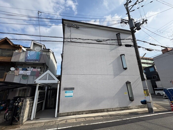 COCO西京極の物件外観写真