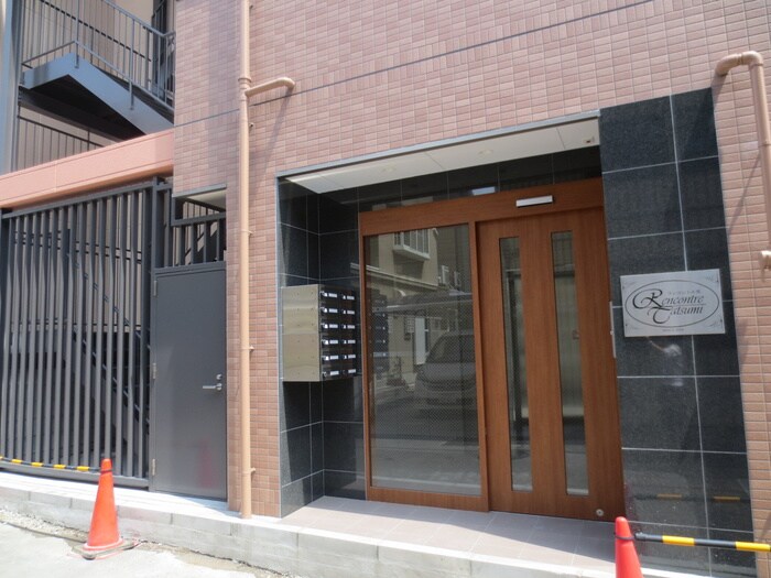 ランコントル巽の物件外観写真