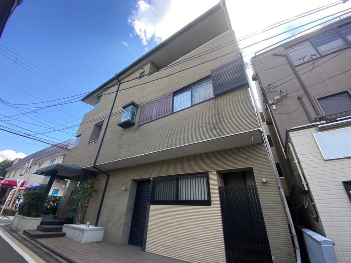 佳風館の物件外観写真