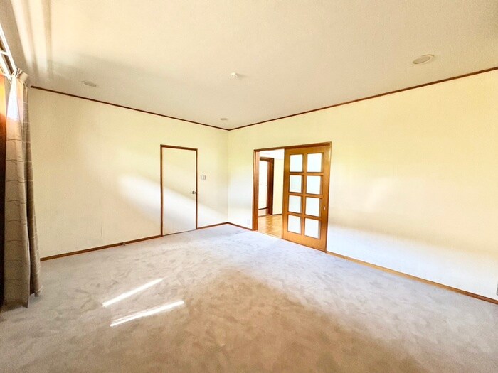 川西市萩原台西二丁目戸建の物件内観写真