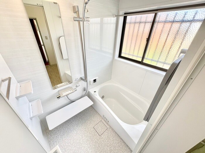 川西市萩原台西二丁目戸建の物件内観写真