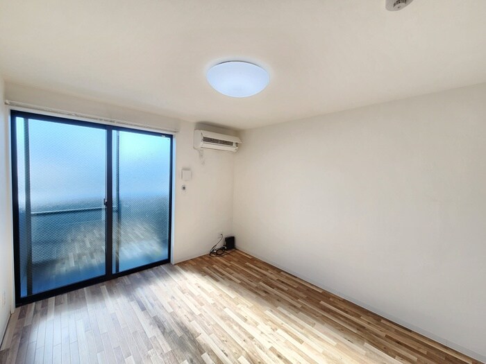 ノイヴェル小路の物件内観写真