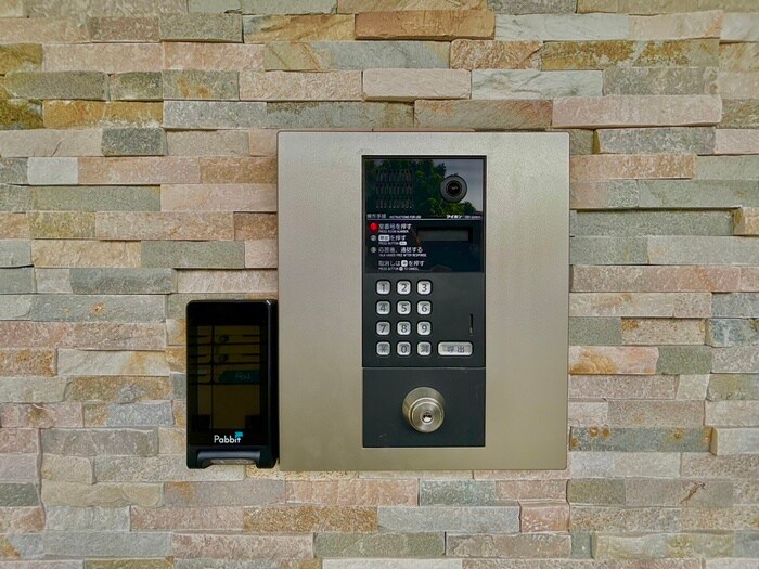 ノイヴェル小路の物件外観写真