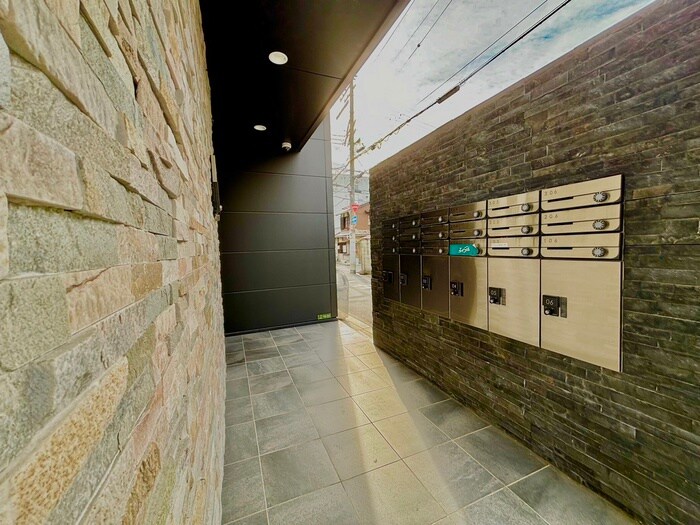 ノイヴェル小路の物件外観写真