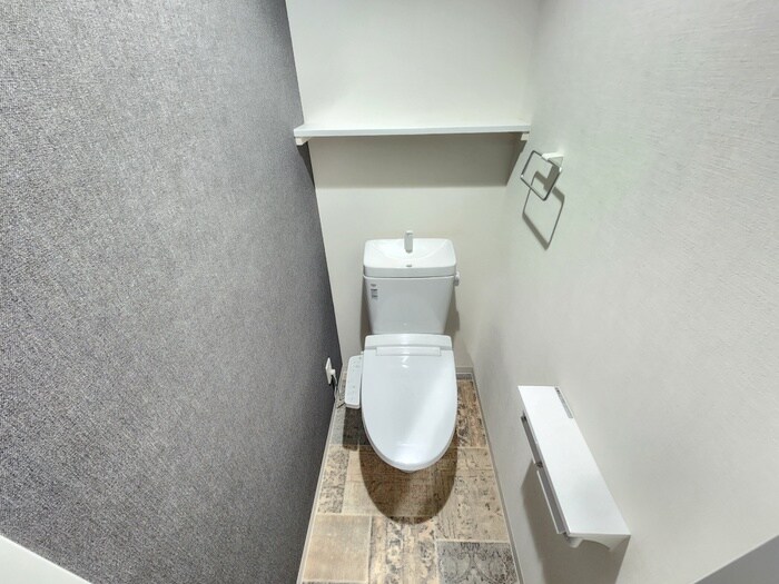 ノイヴェル小路の物件内観写真