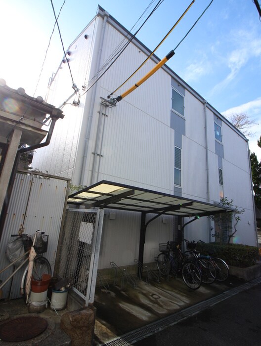 エールハウスの物件外観写真