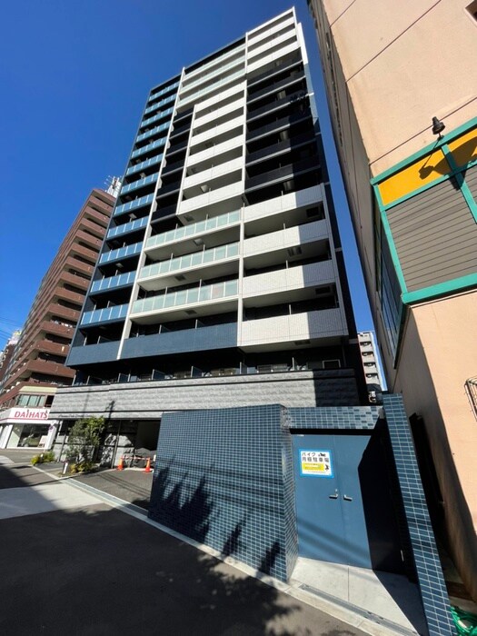 ﾌﾟﾚｻﾝｽOSAKADOMECITYｸﾛｽﾃｨ(407)の物件外観写真